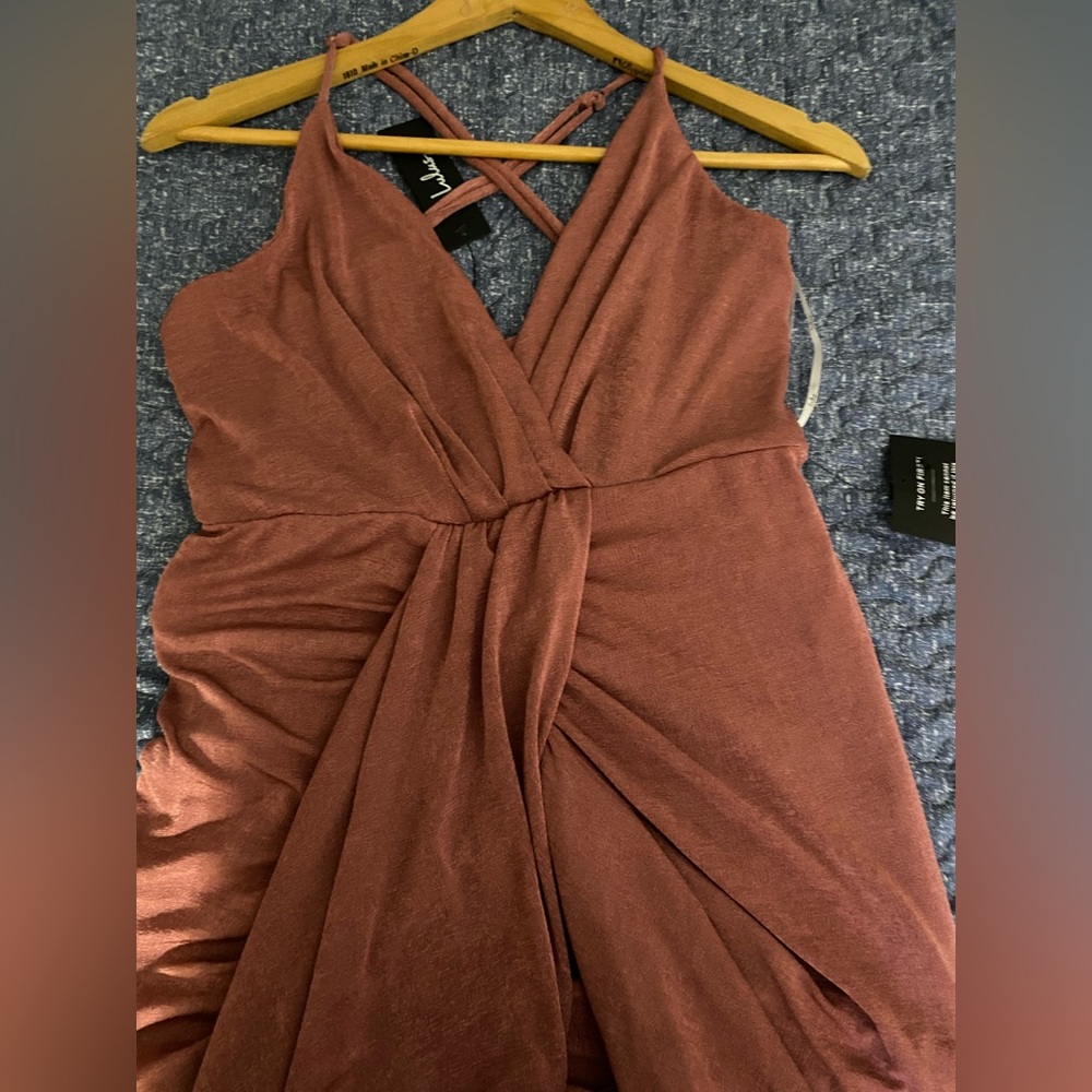 NWT Dreamy Date Rose Pink Surplice Midi Dress
Lulus - Picture 11 of 12